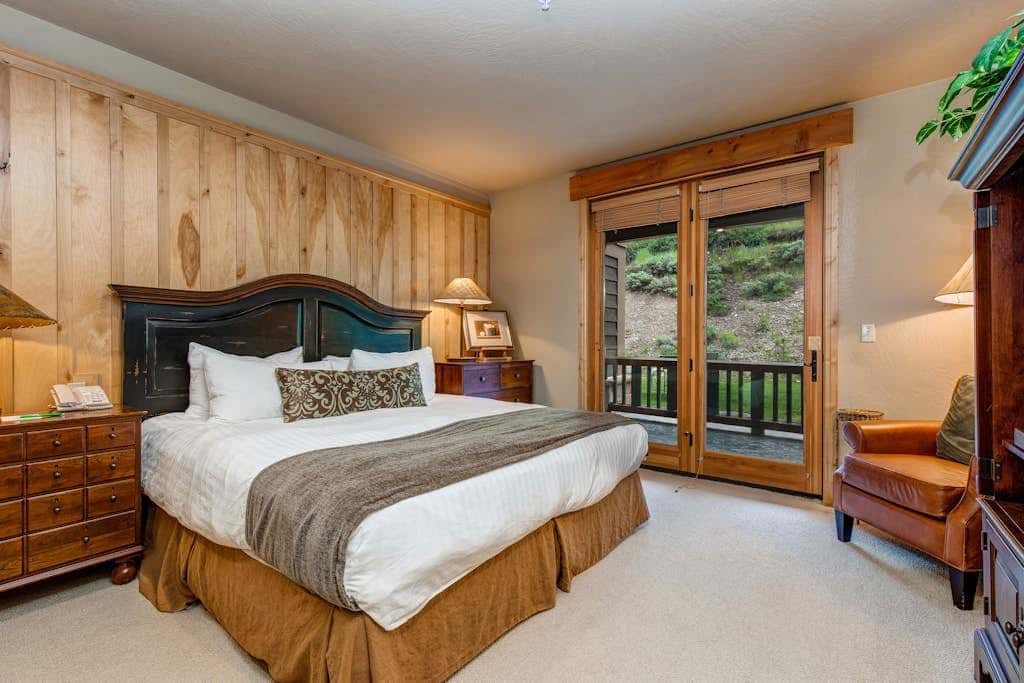 Superbly located, Elegant, Serene Deer Valley accommodations
