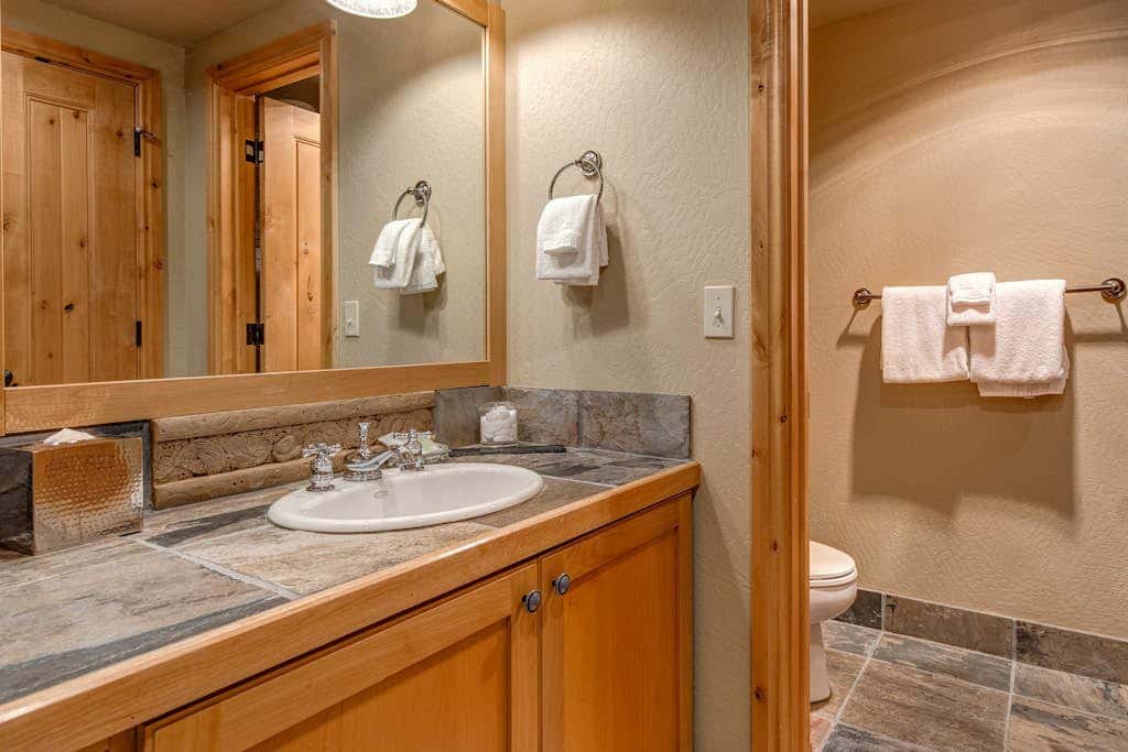 Superbly located, Elegant, Serene Deer Valley accommodations