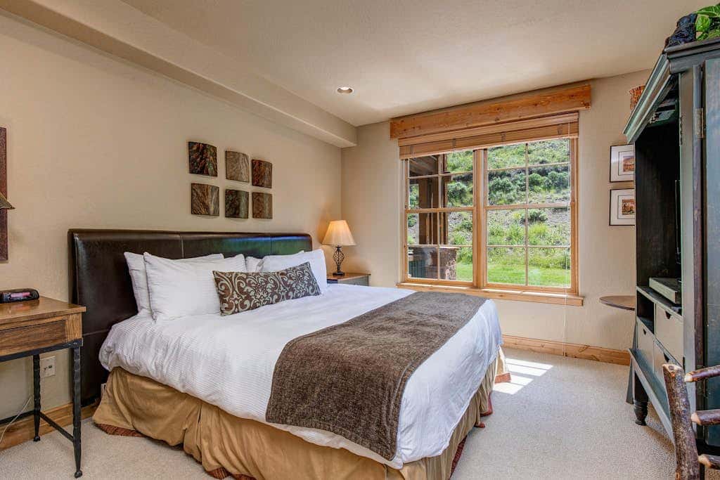 Superbly located, Elegant, Serene Deer Valley accommodations