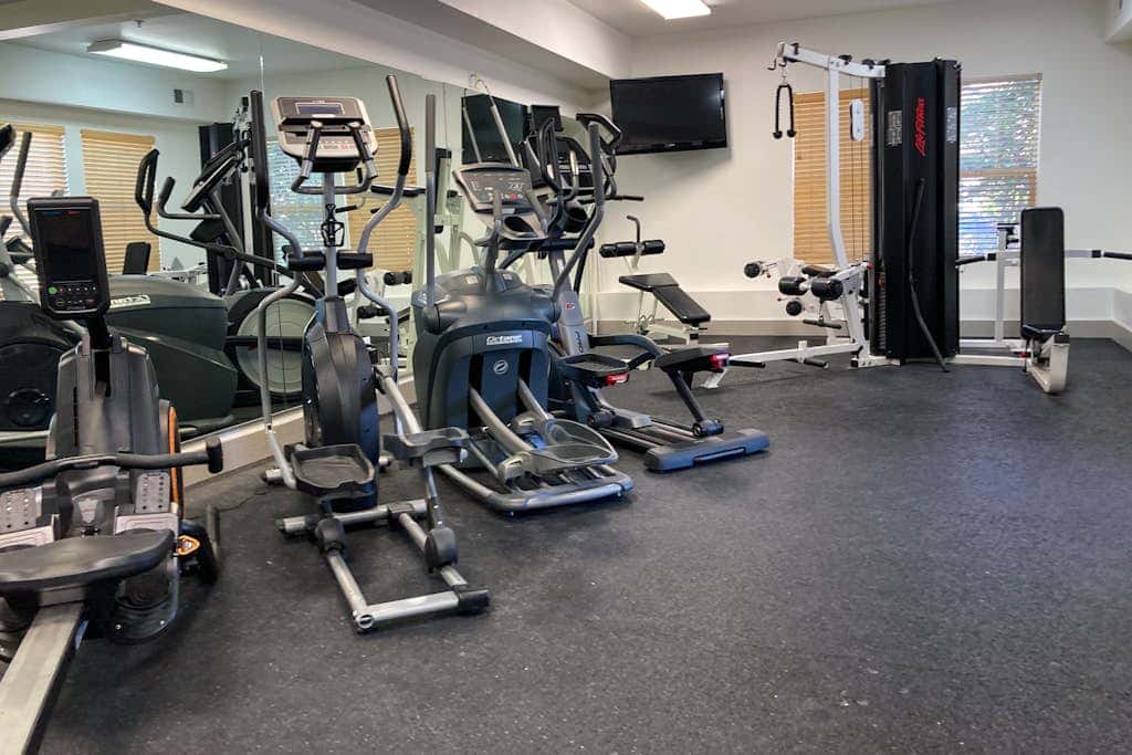 Amazing lake view condo with  fireplace, balcony, shared pool & hot tub