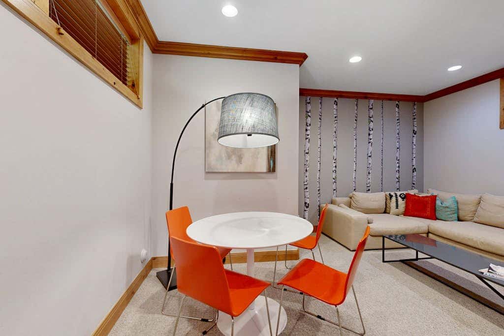 Cozy, family-friendly home with  a private hot tub, gas fireplace, two decks, WiFi