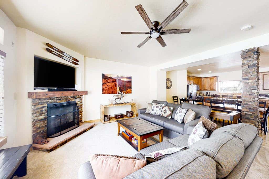 Family-Friendly Home with Private Hot Tub, Shared Pool, WiFi, and Central AC