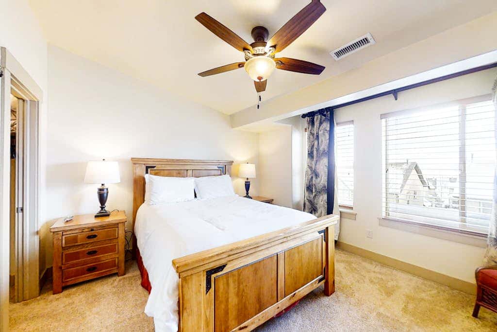 Family-Friendly Home with Private Hot Tub, Shared Pool, WiFi, and Central AC