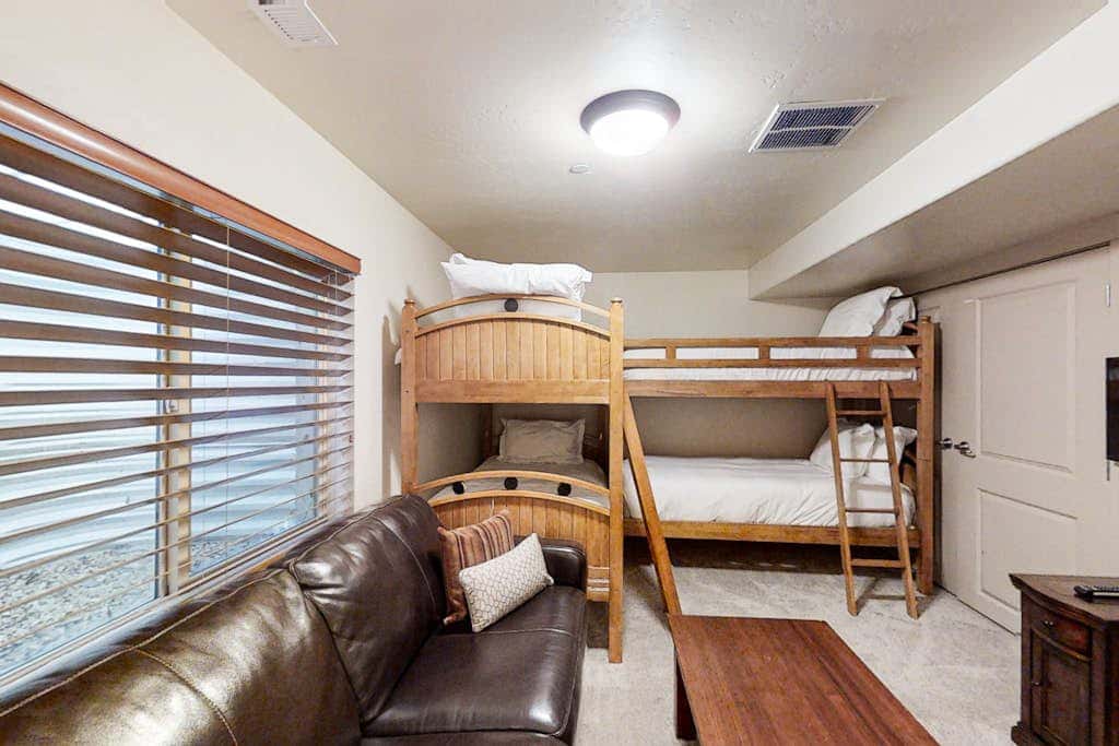 Family-Friendly Home with Private Hot Tub, Shared Pool, WiFi, and Central AC