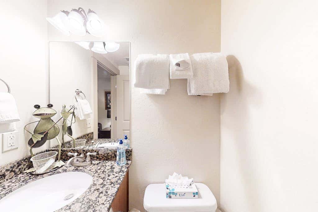 Family-Friendly Home with Private Hot Tub, Shared Pool, WiFi, and Central AC