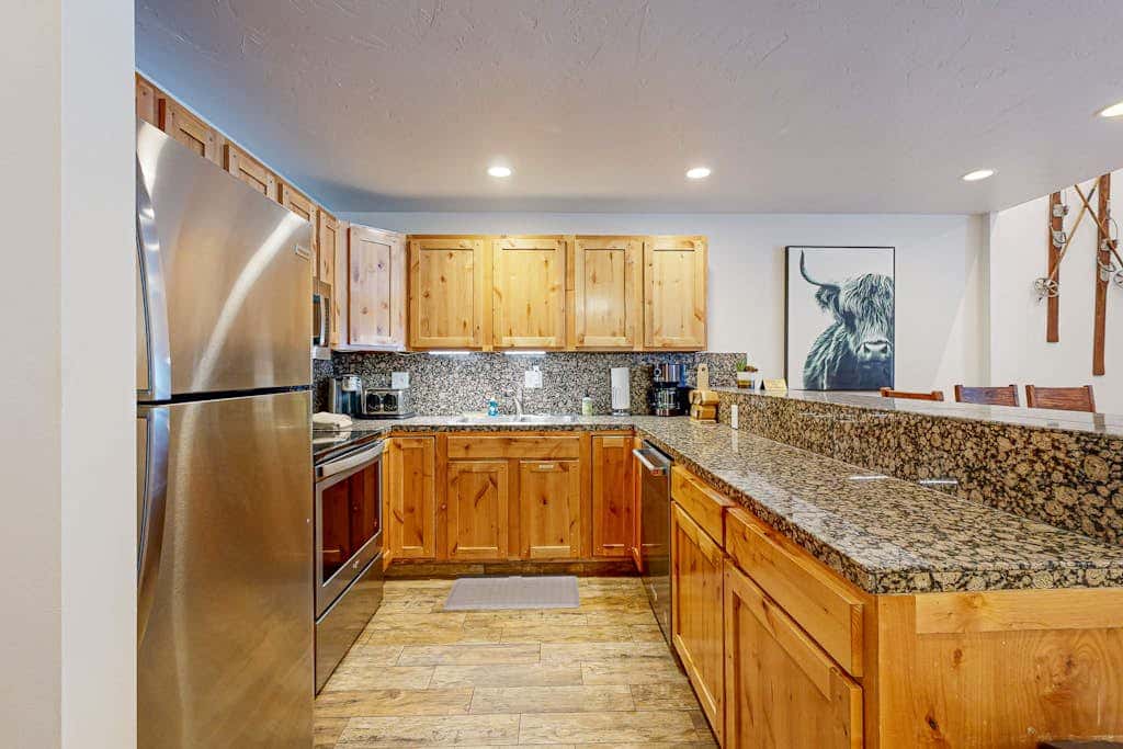 Stunning views, Pool & Hot Tub, gas grill