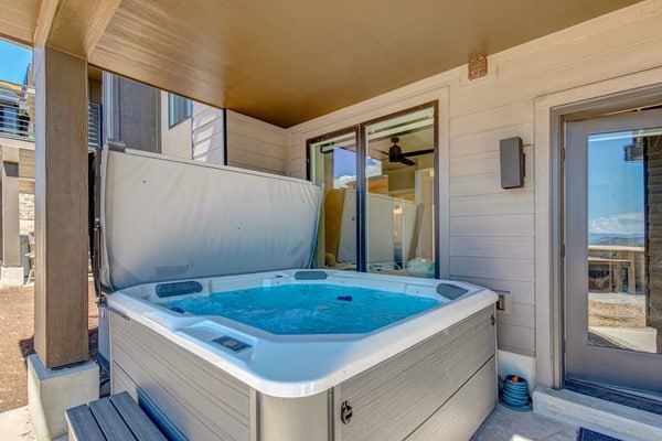 On Top of the Mountains - Full Townhome