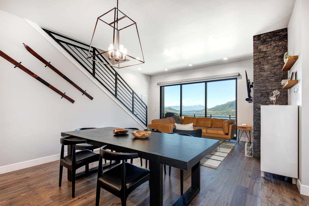 Townhouse in Hideout with hot tub