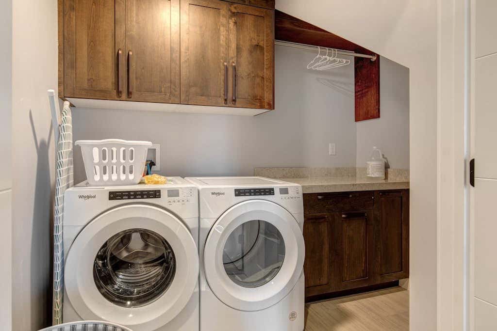 Townhouse in Hideout with hot tub