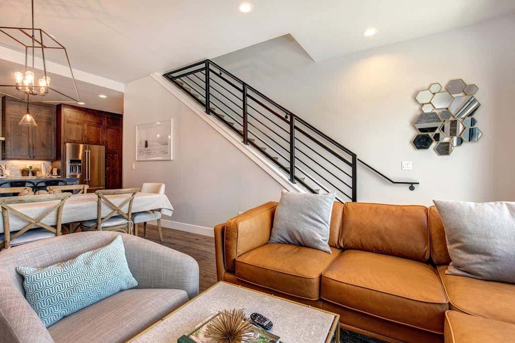 Stunning View, Family Fun and Steps from Deer Valleys New East Village