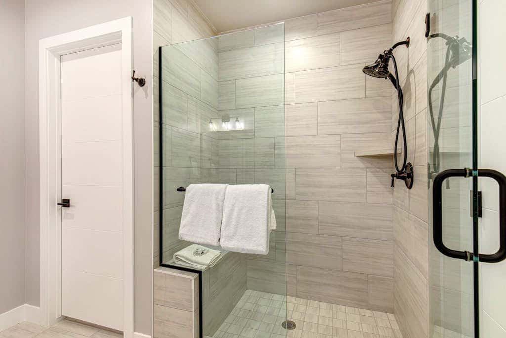 Stunning View, Family Fun and Steps from Deer Valleys New East Village