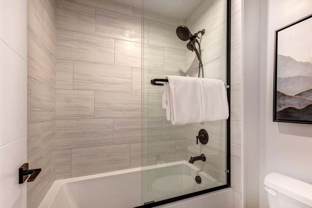 Stunning View, Family Fun and Steps from Deer Valleys New East Village
