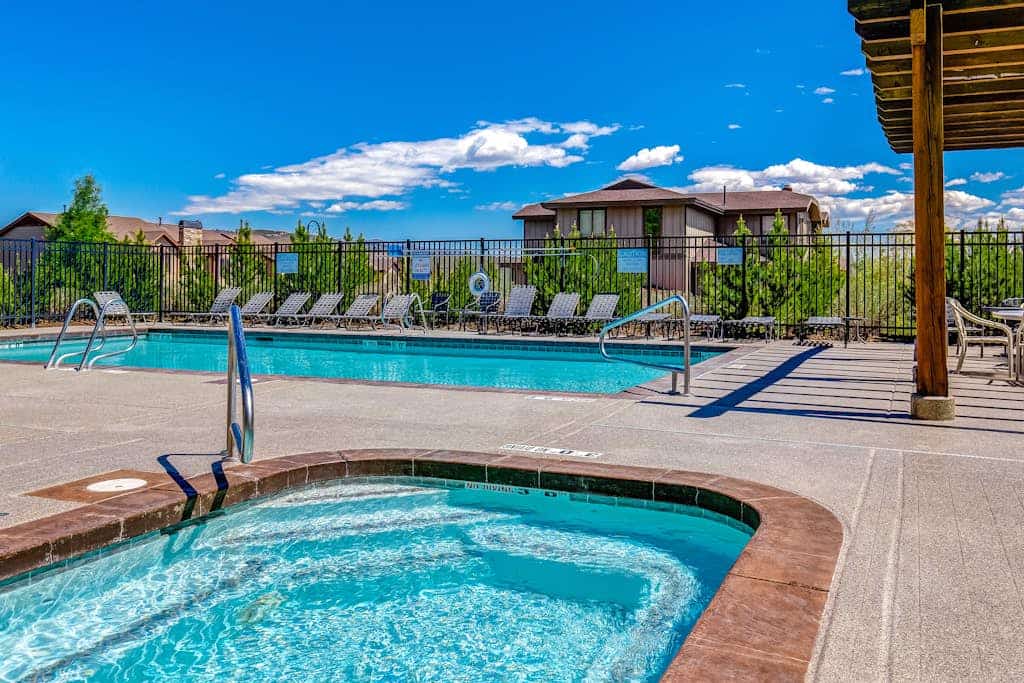 Class & Comfort in Bear Hollow