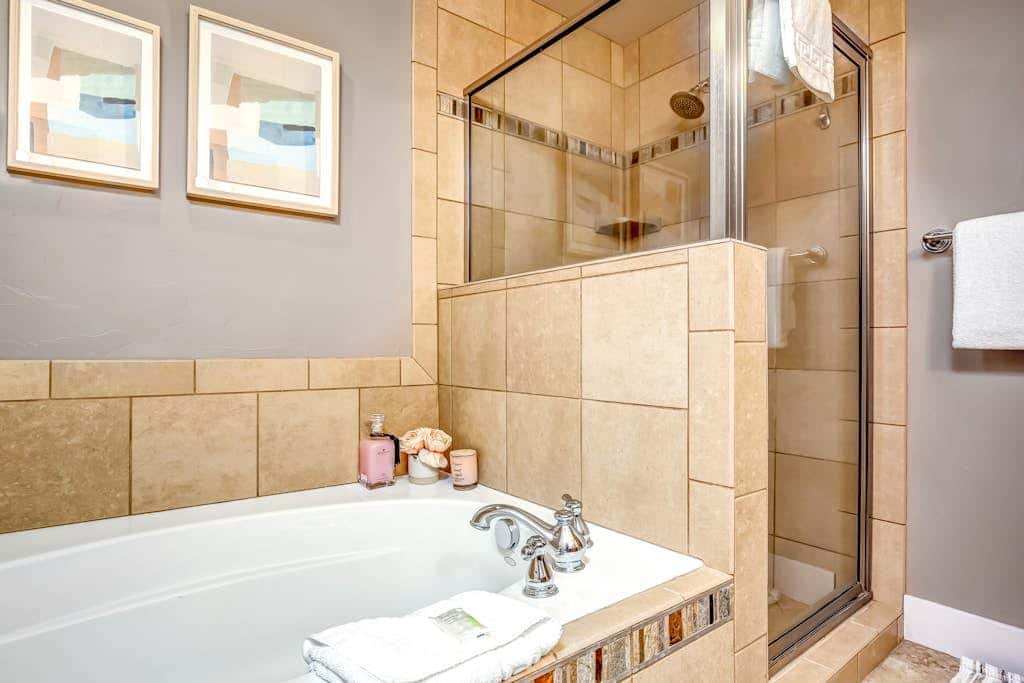 Ski view condo with fast WiFi, private grill, easy ski access, pool, & hot tub