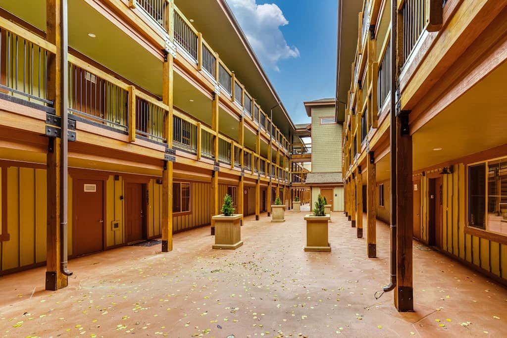 Ski view condo with fast WiFi, private grill, easy ski access, pool, & hot tub