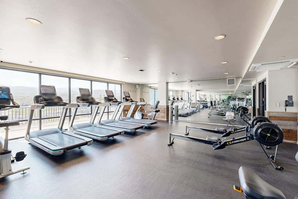 Modern resort condo with pool, hot tub + shuttle service