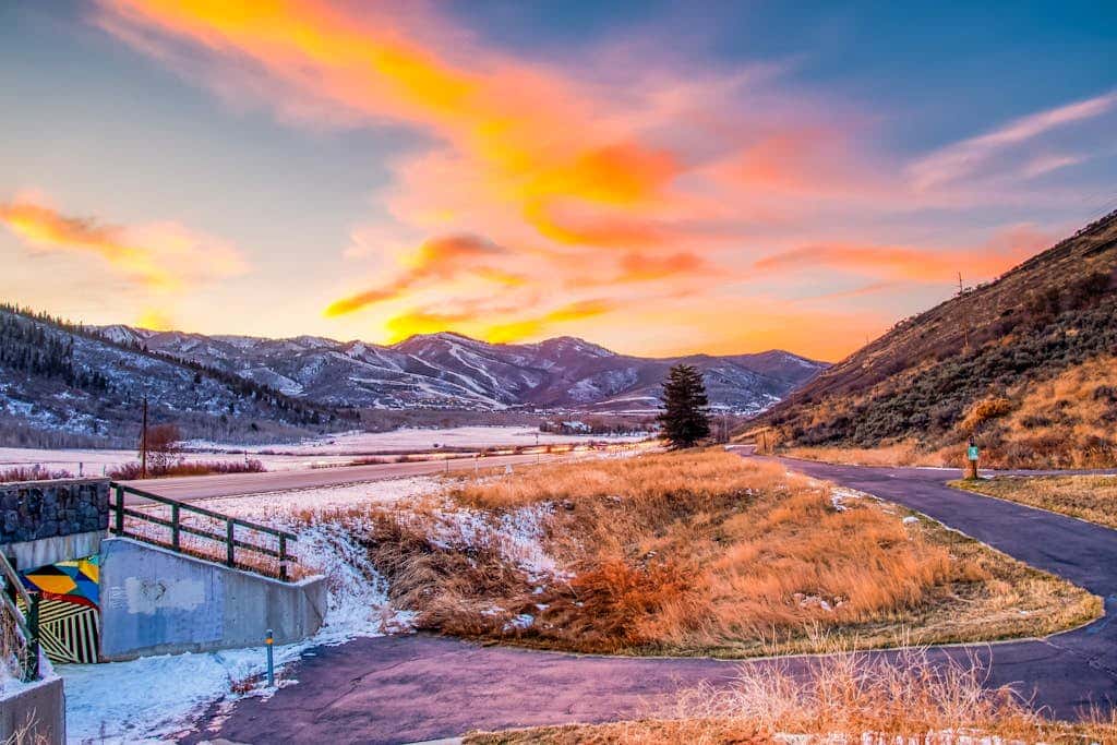 Stunning ski-in/ski-out penthouse w/ shared pool, hot tub, sauna & gym