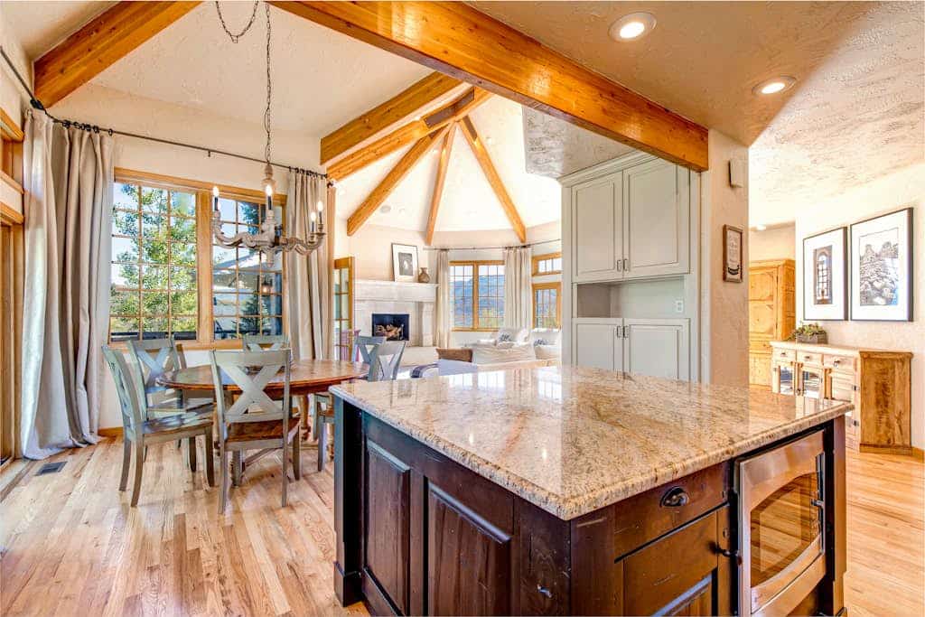 Mountain Hillside Manor
