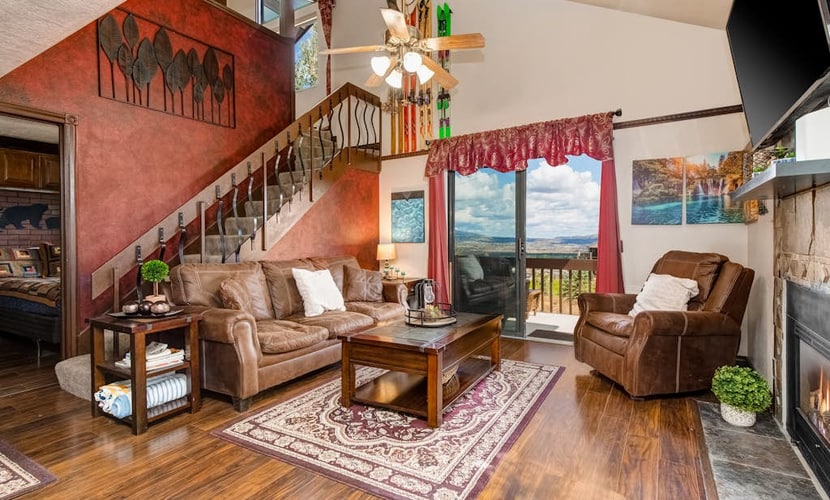 Red Pine Lofts Q8
