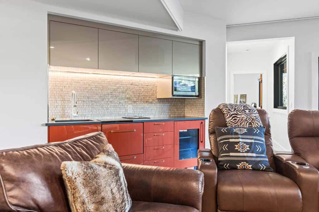 Mountain-view abode with a hot tub, scenic balcony, fireplaces, & free shuttle