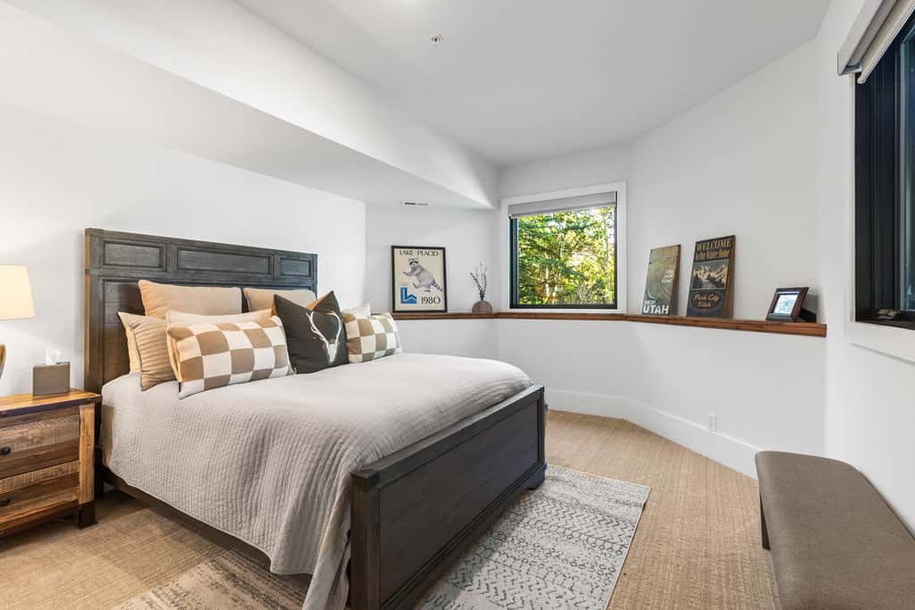 Mountain-view abode with a hot tub, scenic balcony, fireplaces, & free shuttle