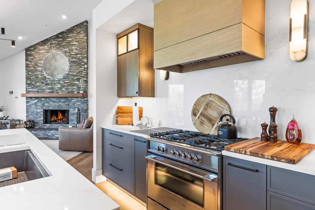Mountain-view abode with a hot tub, scenic balcony, fireplaces, & free shuttle