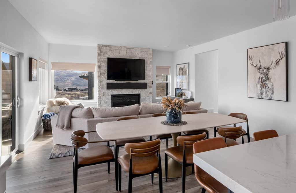 Panoramic views, hot tub & game room, Minutes from Jordanelle Express Gondola