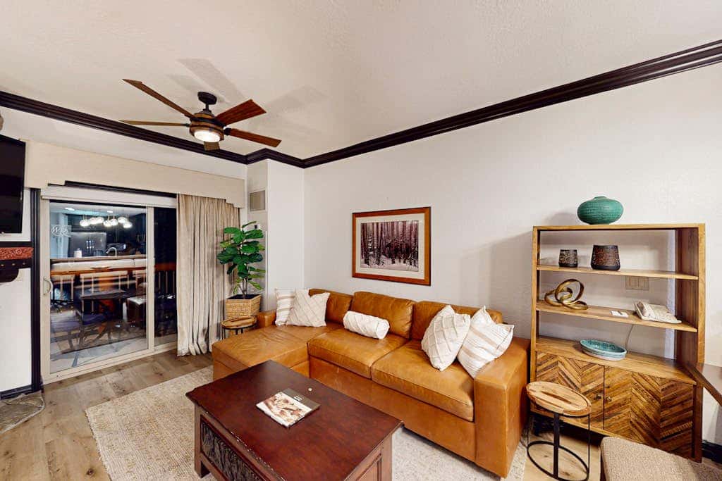 Ski-in/Ski-Out Condo w/ Shared Hot Tubs & Pool, High-Speed WiFi, & Central AC