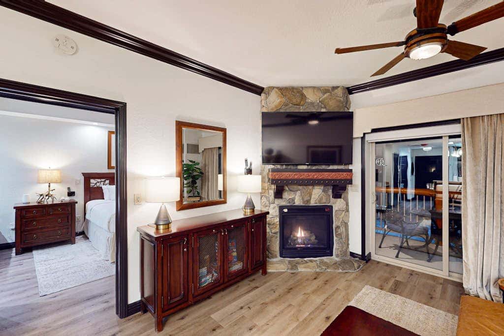 Ski-in/Ski-Out Condo w/ Shared Hot Tubs & Pool, High-Speed WiFi, & Central AC