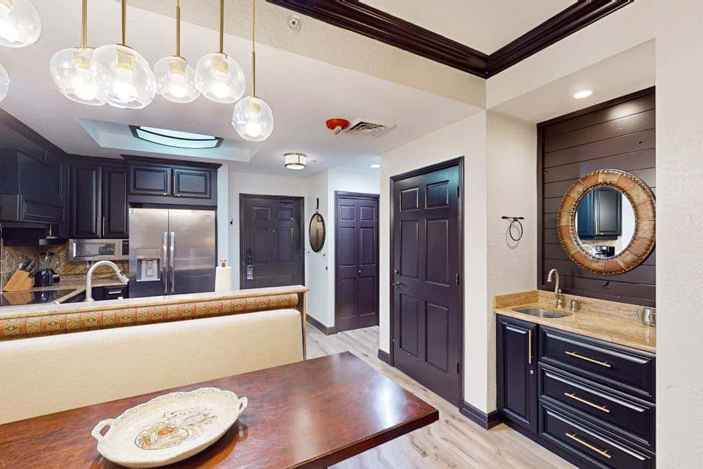 Ski-in/Ski-Out Condo w/ Shared Hot Tubs & Pool, High-Speed WiFi, & Central AC