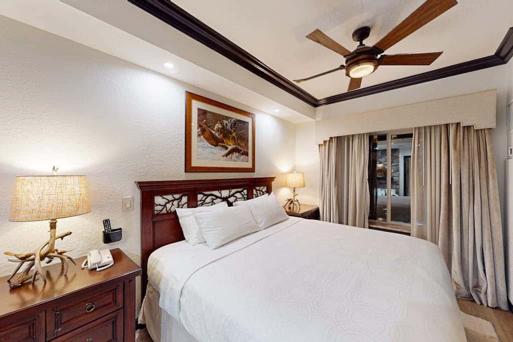 Ski-in/Ski-Out Condo w/ Shared Hot Tubs & Pool, High-Speed WiFi, & Central AC
