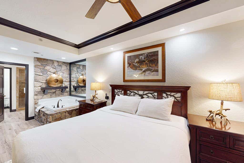 Ski-in/Ski-Out Condo w/ Shared Hot Tubs & Pool, High-Speed WiFi, & Central AC