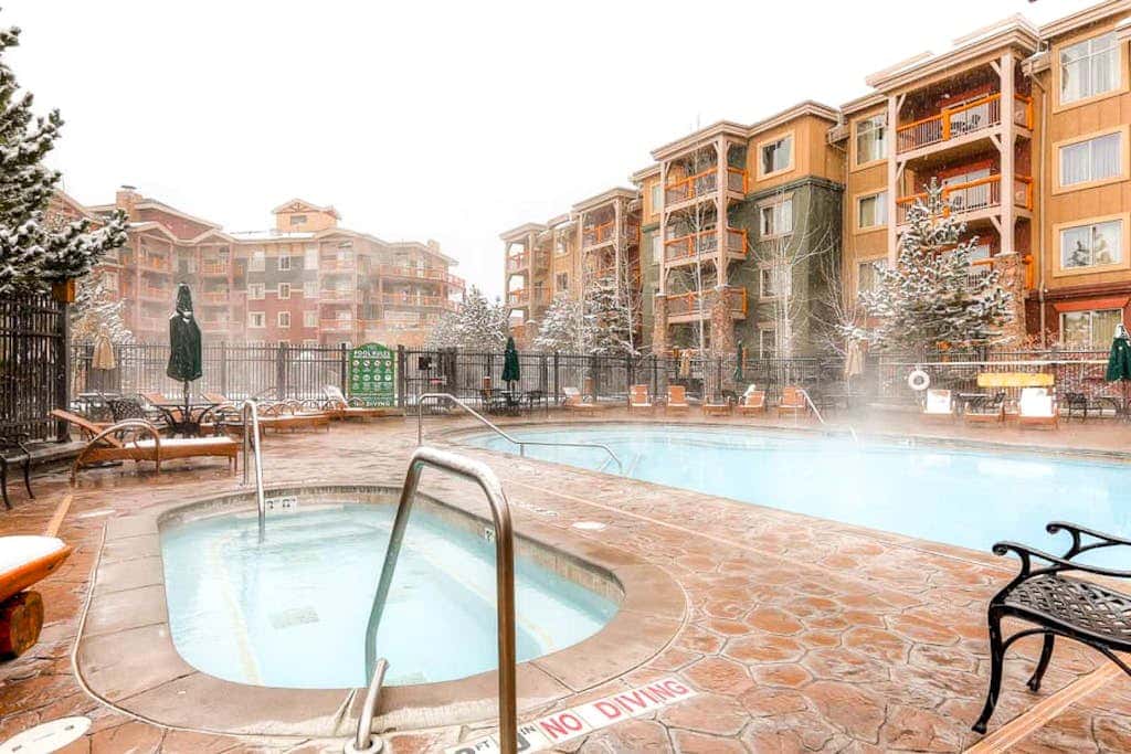 Ski-in/Ski-Out Condo w/ Shared Hot Tubs & Pool, High-Speed WiFi, & Central AC