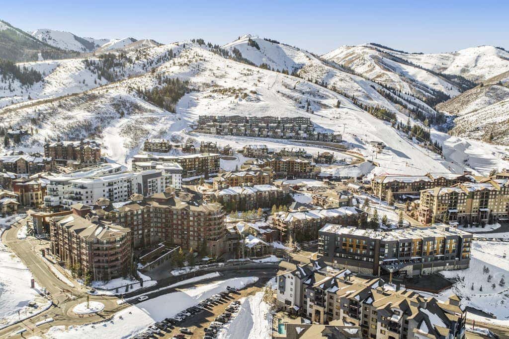 Ski-in/Ski-Out Condo w/ Shared Hot Tubs & Pool, High-Speed WiFi, & Central AC