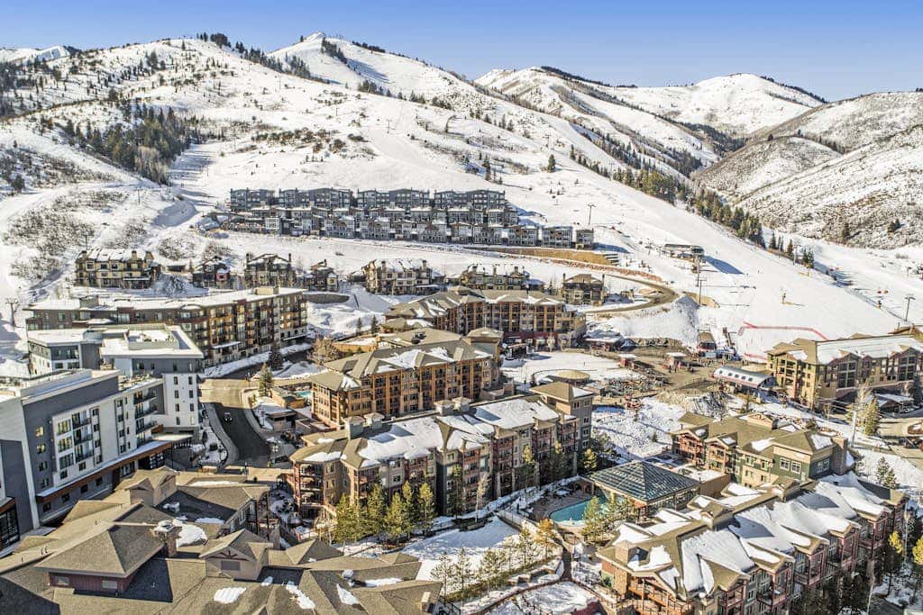 Ski-in/Ski-Out Condo w/ Shared Hot Tubs & Pool, High-Speed WiFi, & Central AC