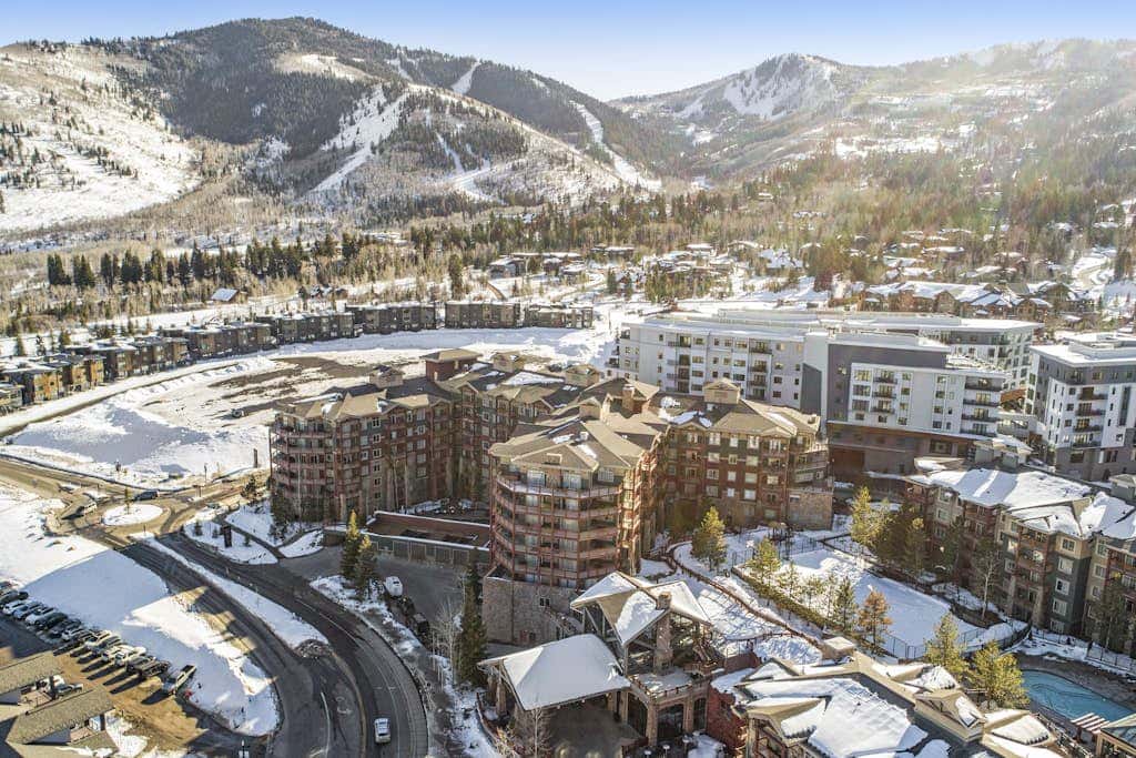 Ski-in/Ski-Out Condo w/ Shared Hot Tubs & Pool, High-Speed WiFi, & Central AC