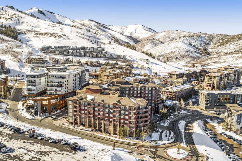 Ski-in/Ski-Out Condo w/ Shared Hot Tubs & Pool, High-Speed WiFi, & Central AC