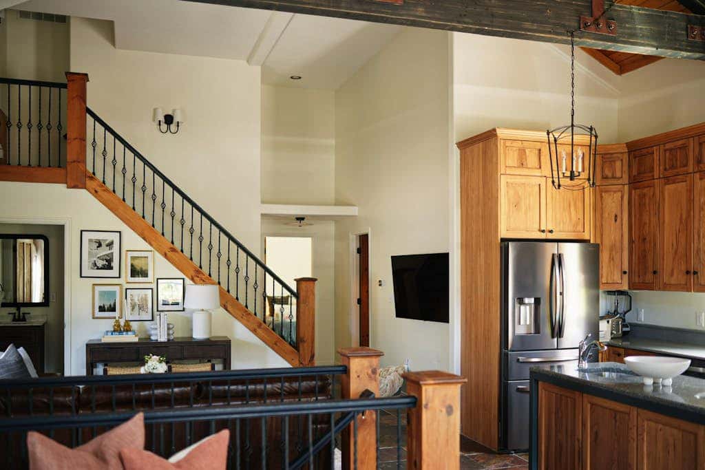 Ski Lodge , Panoramic Views, Four Season Retreat