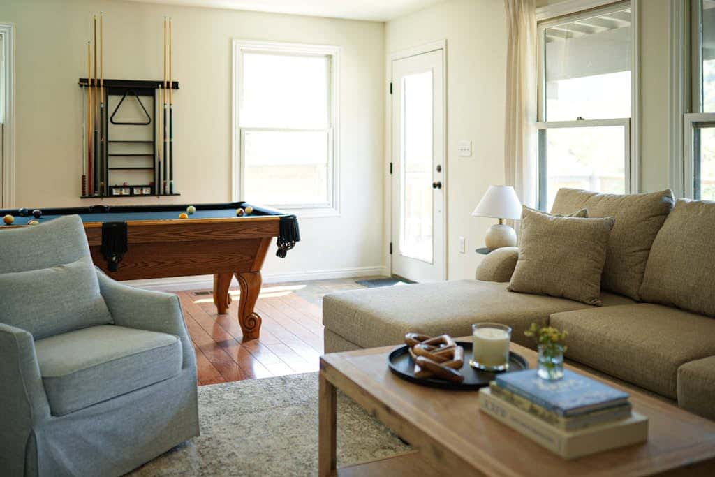 Ski Lodge , Panoramic Views, Four Season Retreat