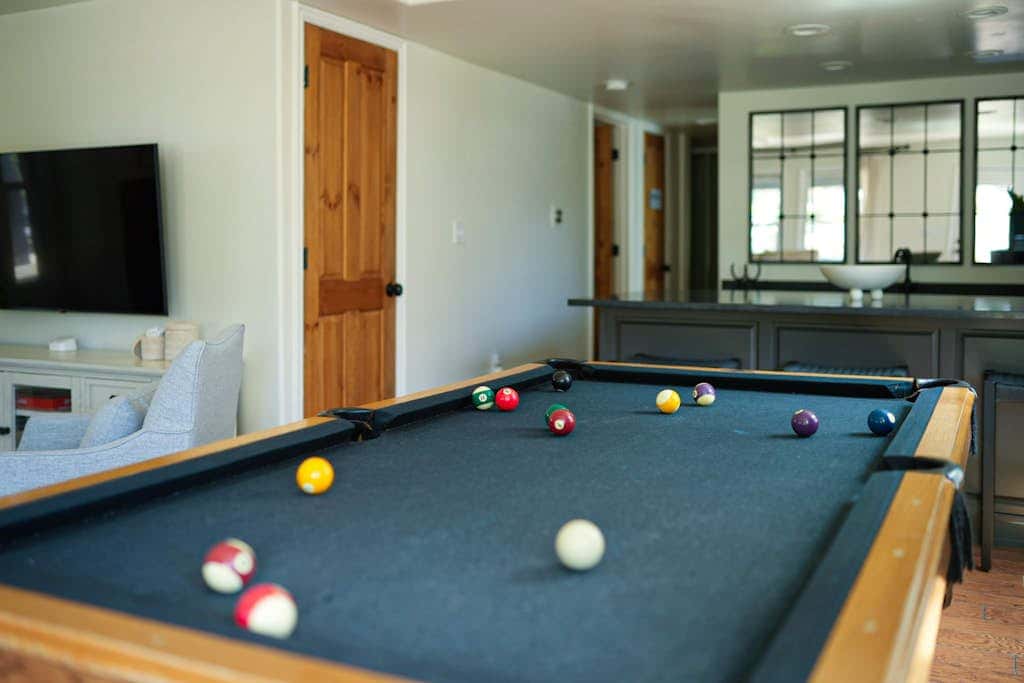 Ski Lodge , Panoramic Views, Four Season Retreat