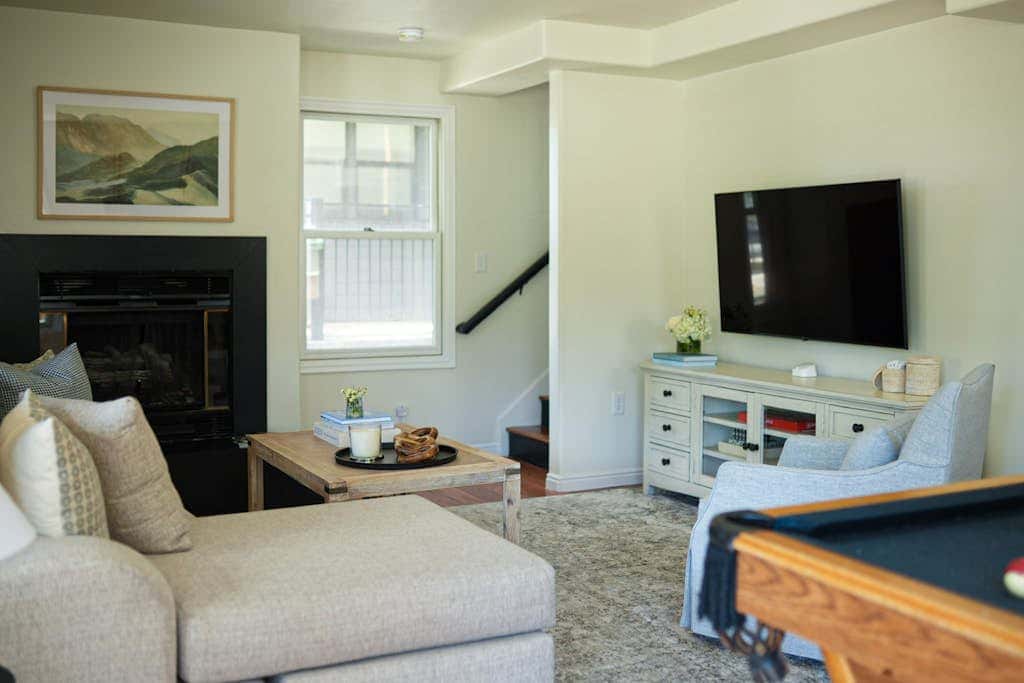 Ski Lodge , Panoramic Views, Four Season Retreat