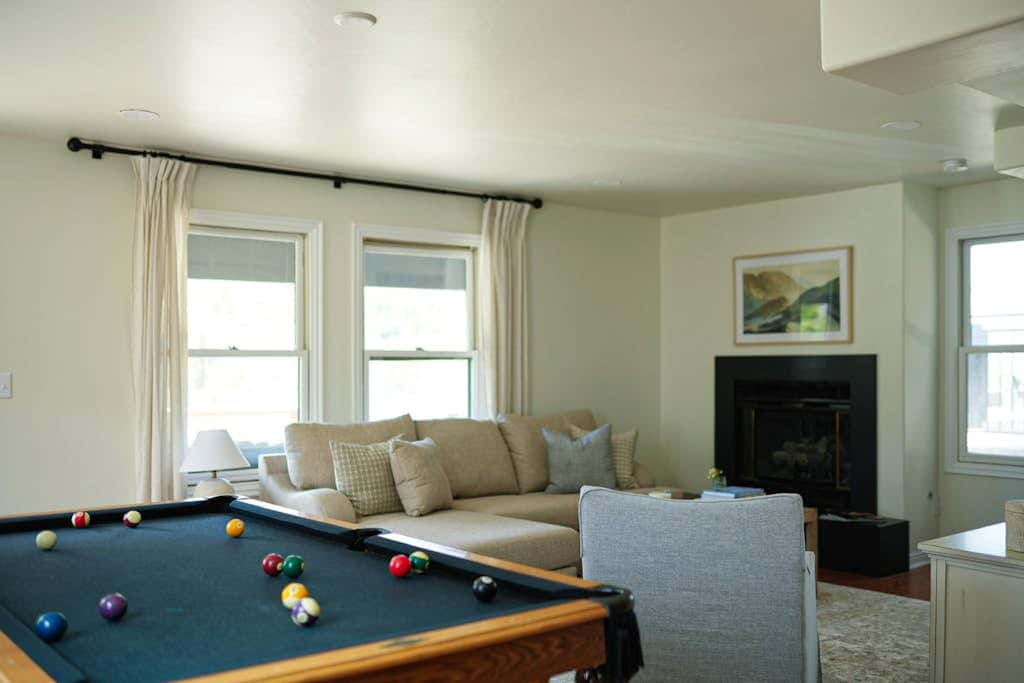 Ski Lodge , Panoramic Views, Four Season Retreat
