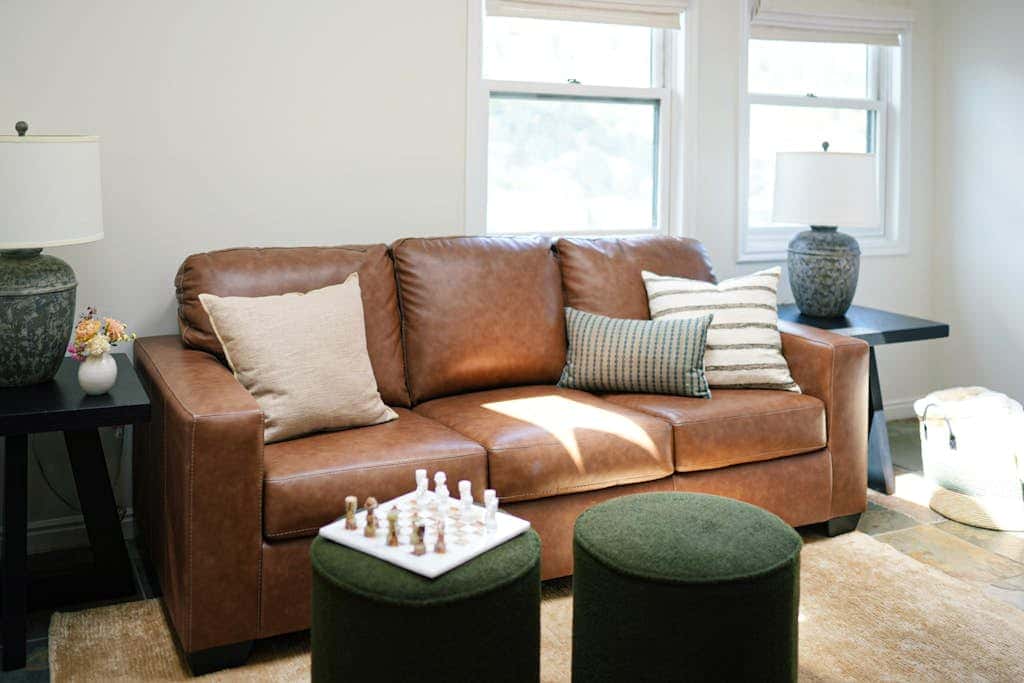 Ski Lodge , Panoramic Views, Four Season Retreat