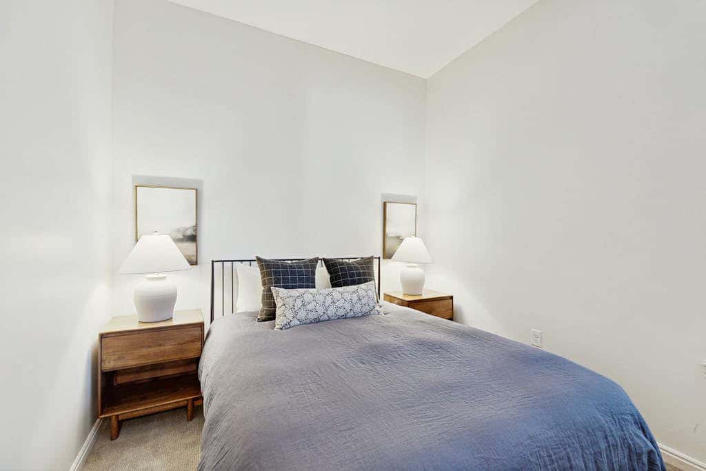 Ski Lodge , Panoramic Views, Four Season Retreat
