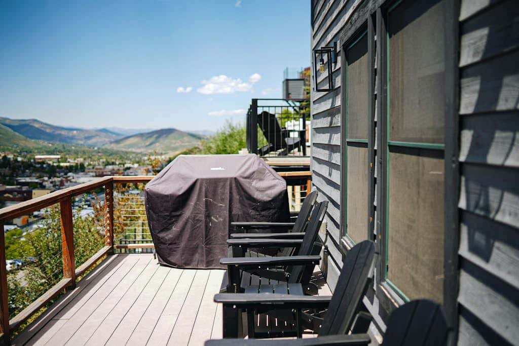 Ski Lodge , Panoramic Views, Four Season Retreat