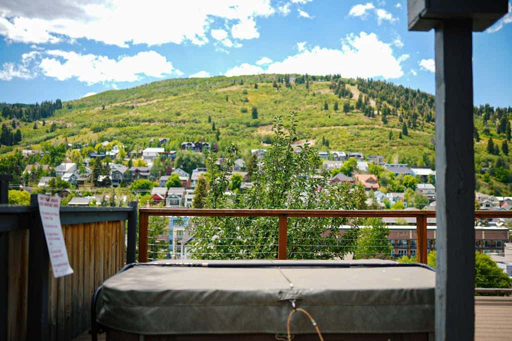 Ski Lodge , Panoramic Views, Four Season Retreat
