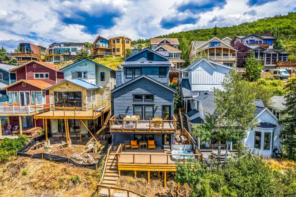 Ski Lodge , Panoramic Views, Four Season Retreat