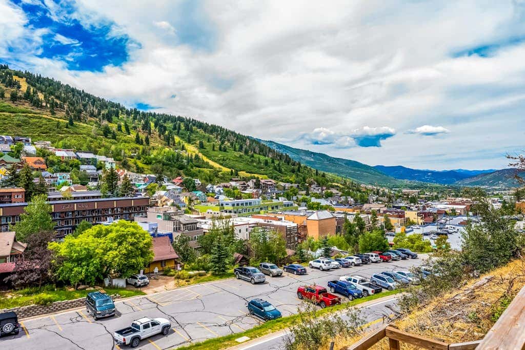 Ski Lodge , Panoramic Views, Four Season Retreat