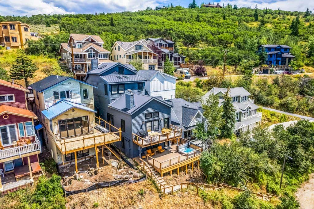 Ski Lodge , Panoramic Views, Four Season Retreat