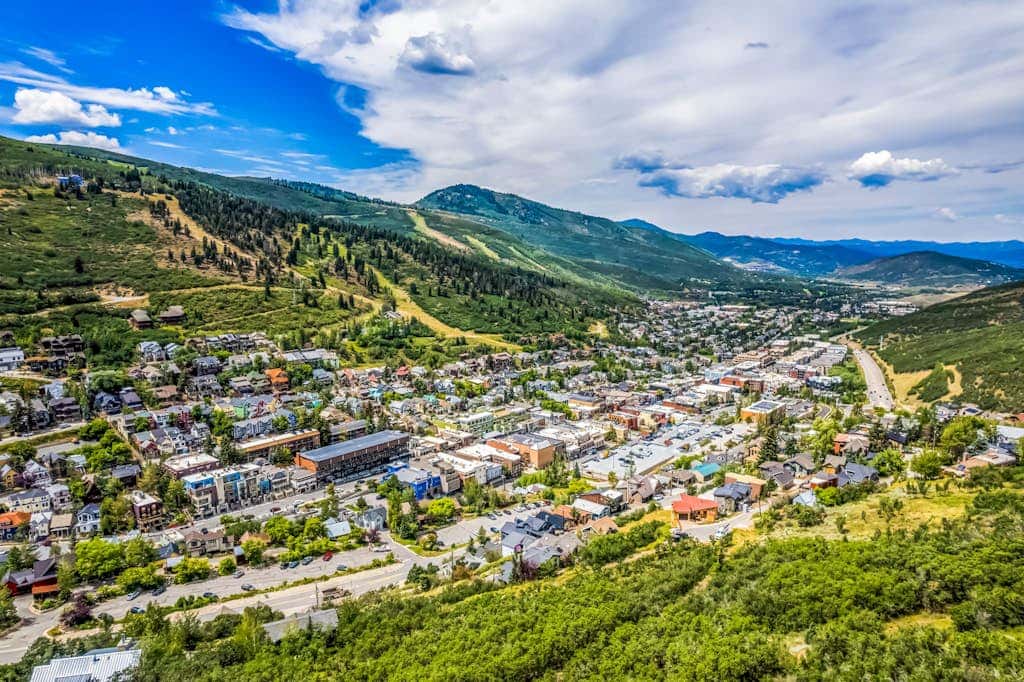 Ski Lodge , Panoramic Views, Four Season Retreat